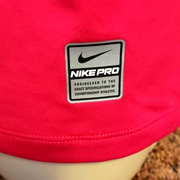 Nike Pro Dri Fit Small Short Sleeve Shirt - Picture 3 of 6